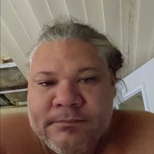 Meet your Posher, Luis